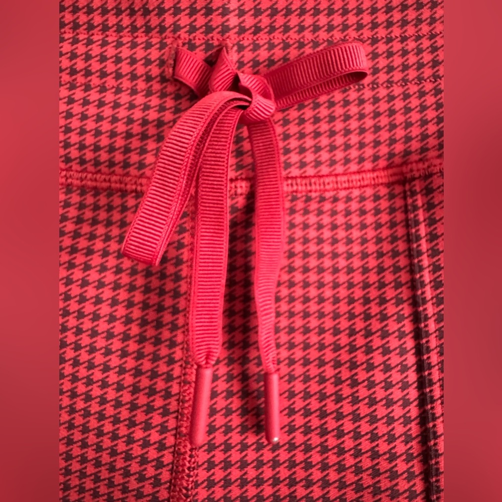 Aerie Houndstooth legging in Royal Berry Red sz L - Picture 8 of 9